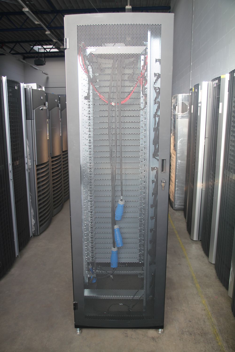 Rackable Systems 44U 19" Inch Server Rack-Mount Cabinet Enclosure