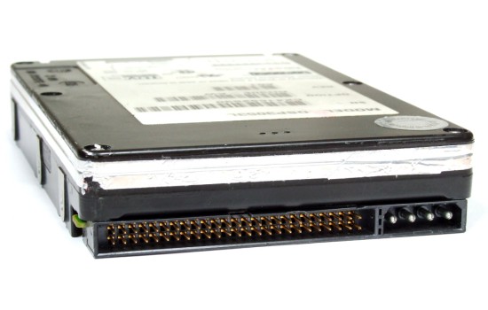 SCSI 50-PIN HDDs <1GB