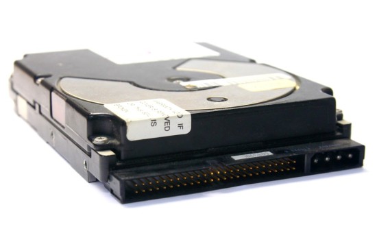 SCSI 50-PIN HDDs <1GB