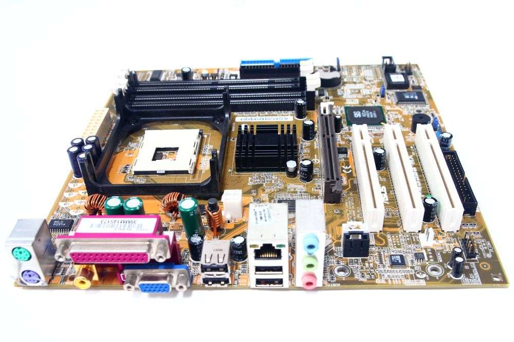 Barrette Mémoire 256 Mo SDRAM PC133 Pour Asus P4S533-MX - Neuve Sous Blister