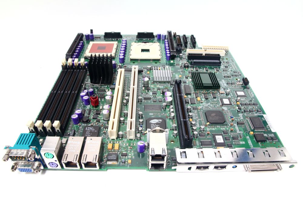 System socket. Материнская плата IBM. IBM 345 материнская плата. Серверная системная плата IBM 3000. Серверная материнская плата IBM.