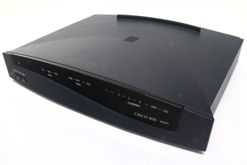 Cisco Systems 800 series 836 ADSL over ISDN Broadband enrutador 4