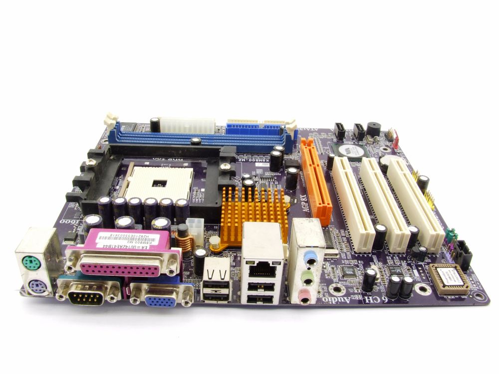 ECS Elitegroup K8M800-M2 mATX PC Computer Mainboard AMD Socket Sockel 754 4060787380180