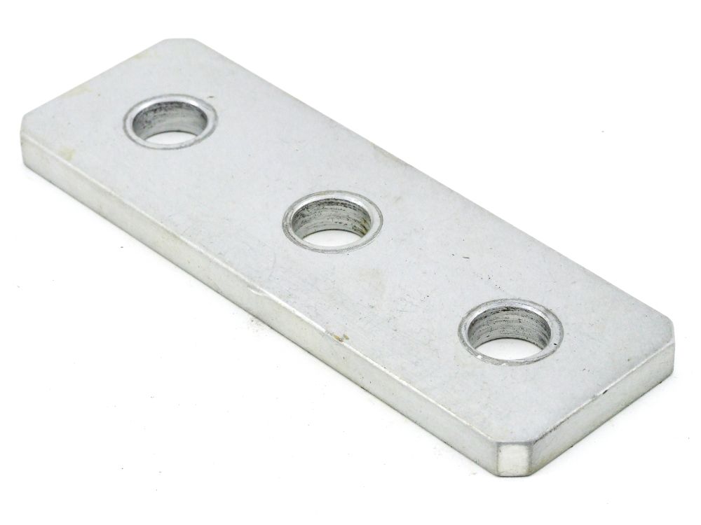 Aluminium 8mm Industrie-Platte 2x 5,4mm Loch-Ø 2x M5 Gewinde Halterung 64x56mm 