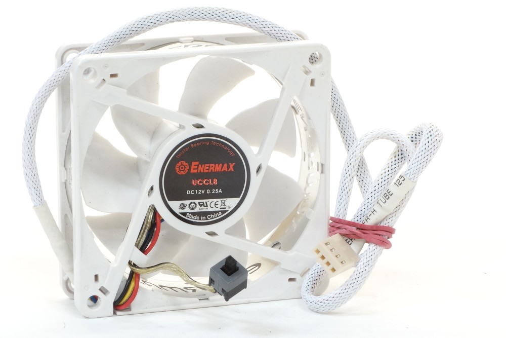 Enermax UCCL8 Twister 80x25mm PC Cooling Fan 4-Pin DC-12V 0.25A LED White Weiß 4060787193179