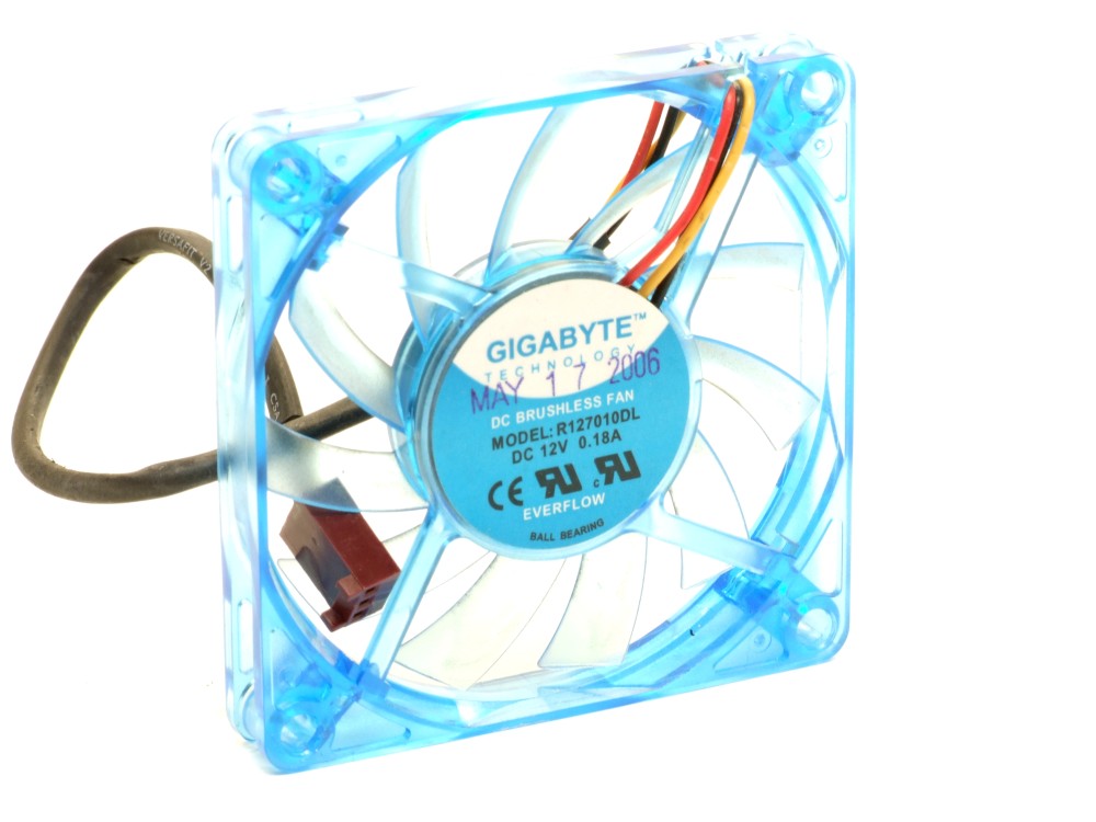 Gigabyte Everflow R127010DL 70x10mm Ball Bearing Fan 0.18A 3Pin Blue Transparent 4060787202468