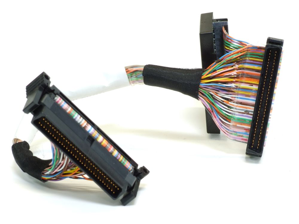 IBM 39J4140 PCI Riser to SCSI LVD Cable/Kabel with Terminator pSeries