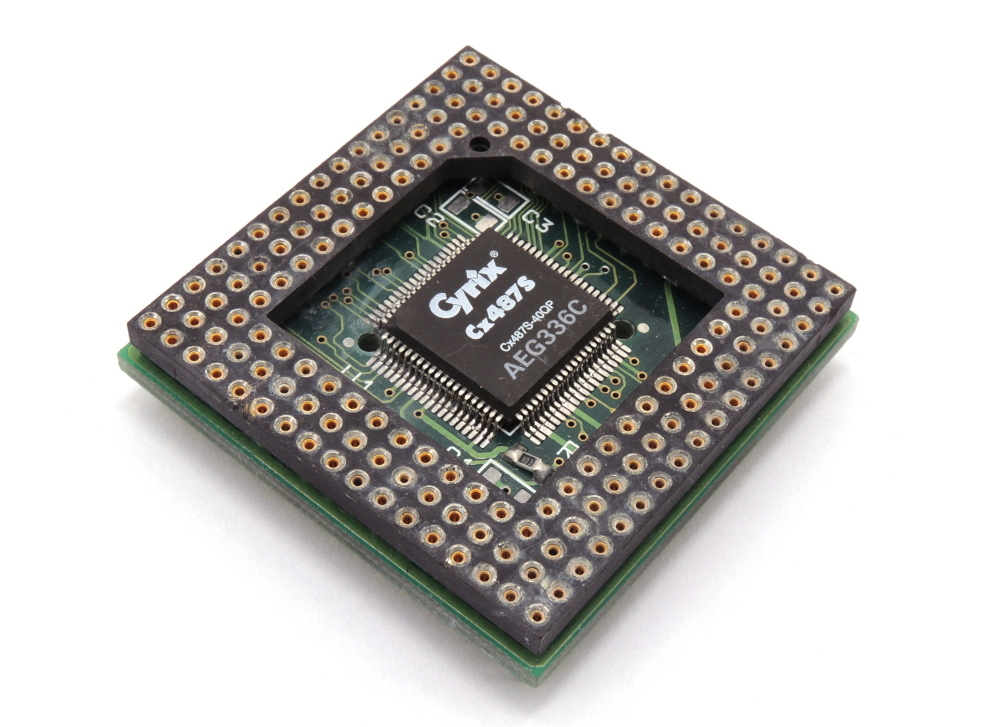 Microprocessore Vintage MC68EC030RP40B – 40MHz, PGA – Nuovo, Chips Gate