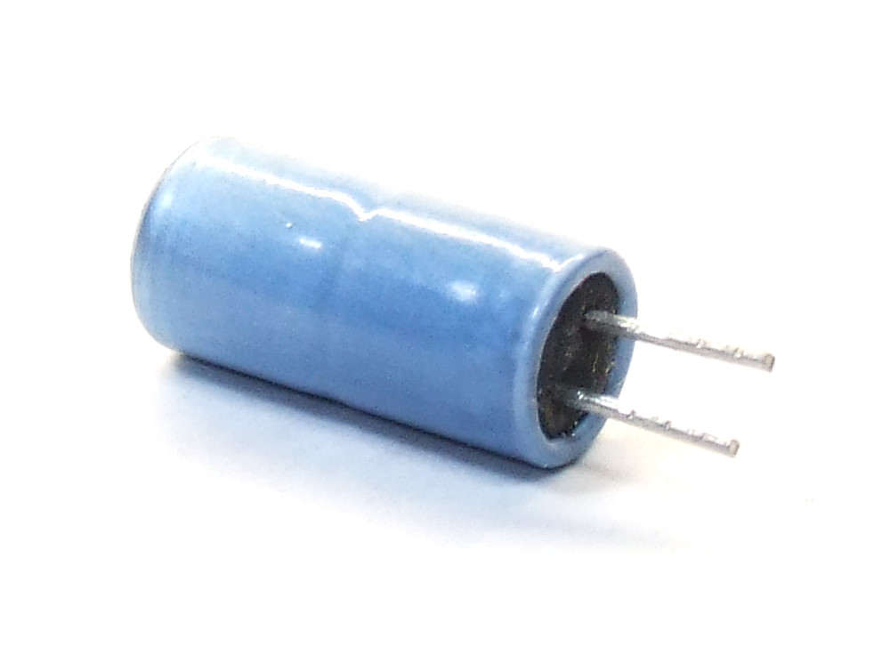 Elektrolyt-Kondensatoren Elko RM3 5x 100uF 100µF 10V Electrolytic Capacitors 