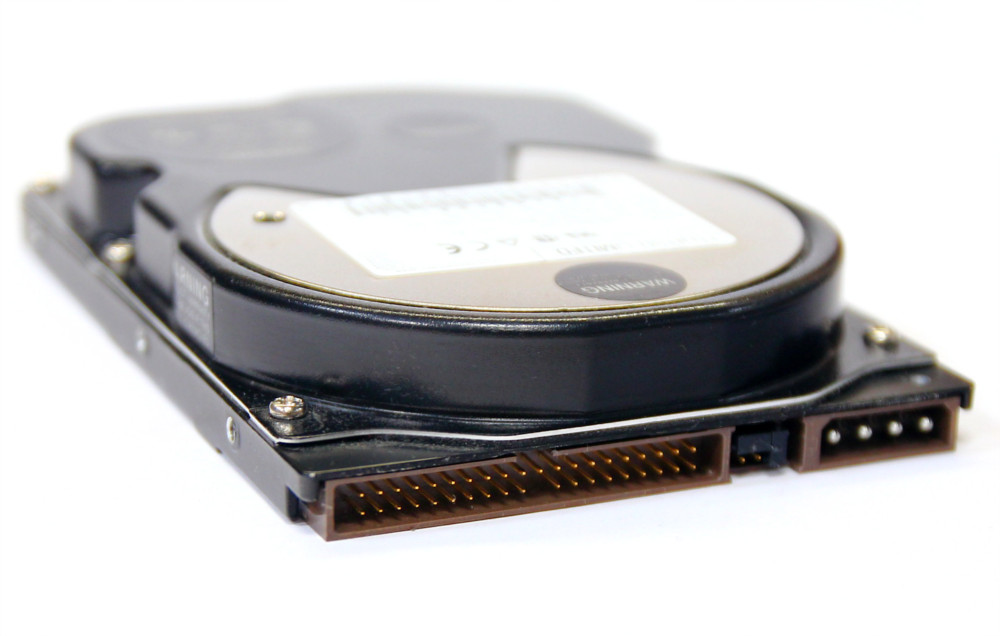Fujitsu 2.6GB IDE / P-ATA 3,5" 5400rpm MPA3026AT Hard Disk HDD CA01602 4060787006707