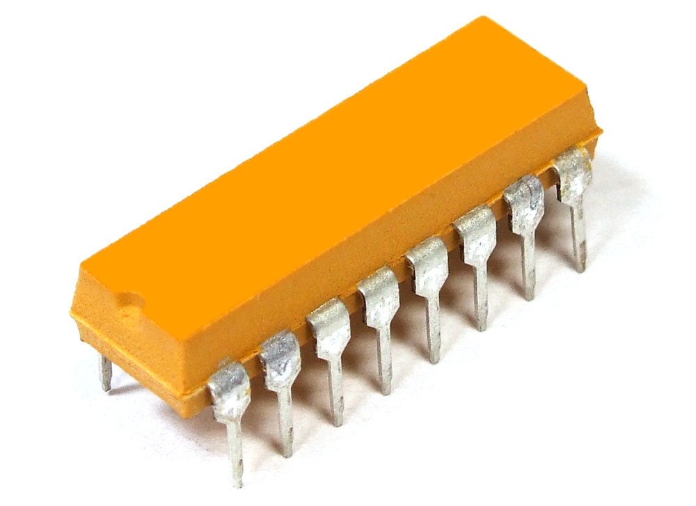 100 x 330R Ω 330 Ohm 1% 0402 TK100 0.063Watt SMD Widerstände/SMD Resistors Chip 