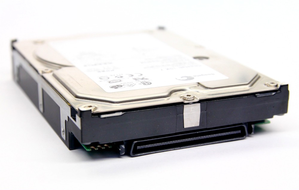 Seagate Cheetah 10K.7 73.4GB Ultra-320 SCSI HDD SCA-2 80-Pin 10K rpm ST373207LC 4060787025654