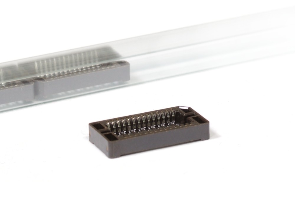 5x Emeco W0347178 SMD SOJ28 IC Socket Holder Chip Sockel Fassung 28Pin 1.27mm